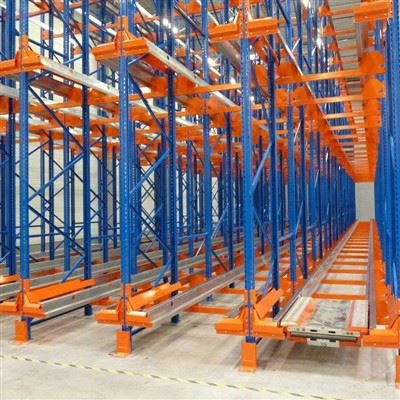 Sistema radio-pallet-navetta